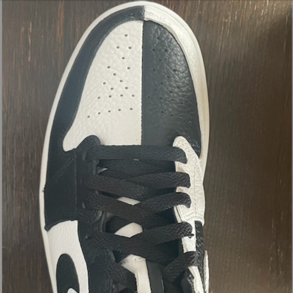 Jordan 1 Mid Split, Black and White, W 9.5